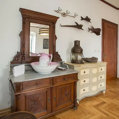 アパート Antique Beautiful In Center With Terrace & Sea View *