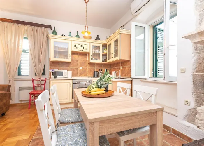 Antique Beautiful In Center With Terrace & Sea View Split