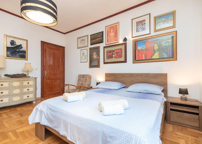 Lägenhet Antique Beautiful In Center With Terrace & Sea View *