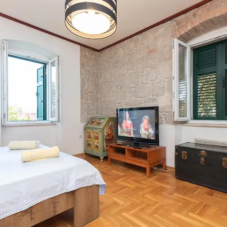 Antique Beautiful In Center With Terrace & Sea View * Split